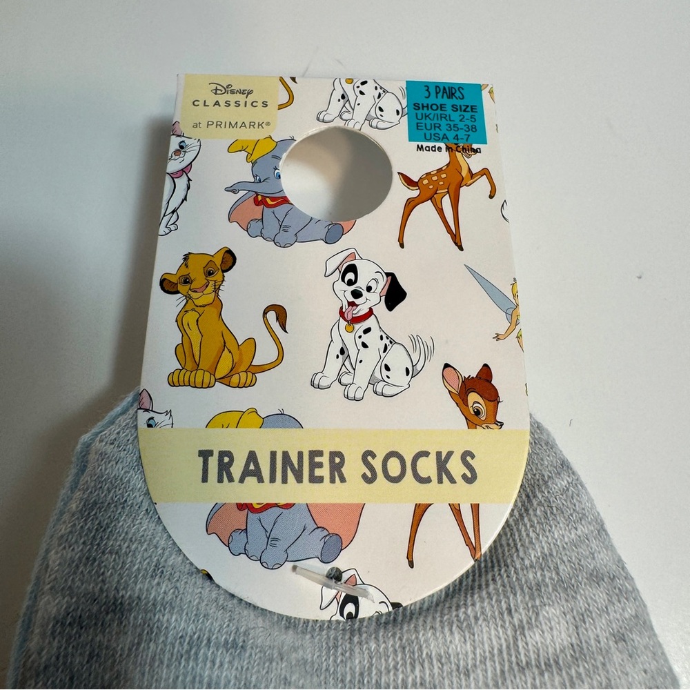 NWT. 3pk Disney’s Bmabi trainer Socks. Size 4-7
A three-pack of trainer socks - Picture 4 of 12